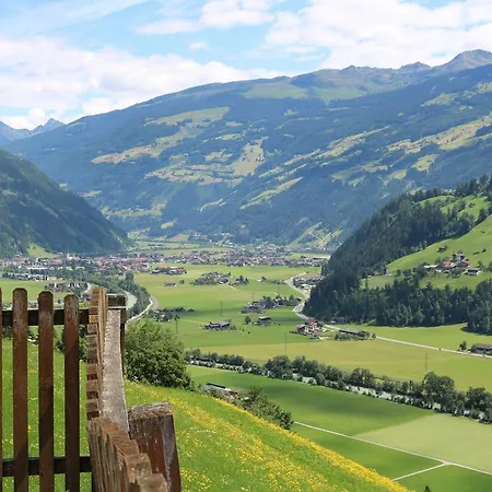 Dieaussicht - Refugium Am Berg Hippach