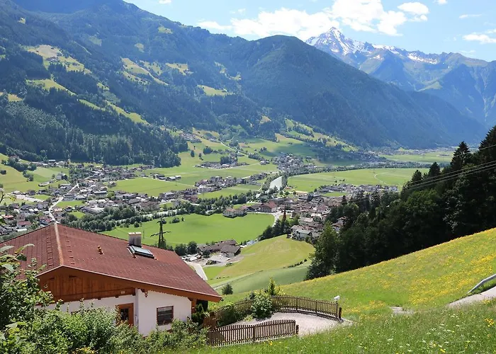 Dieaussicht - Refugium Am Berg Nyaraló Hippach