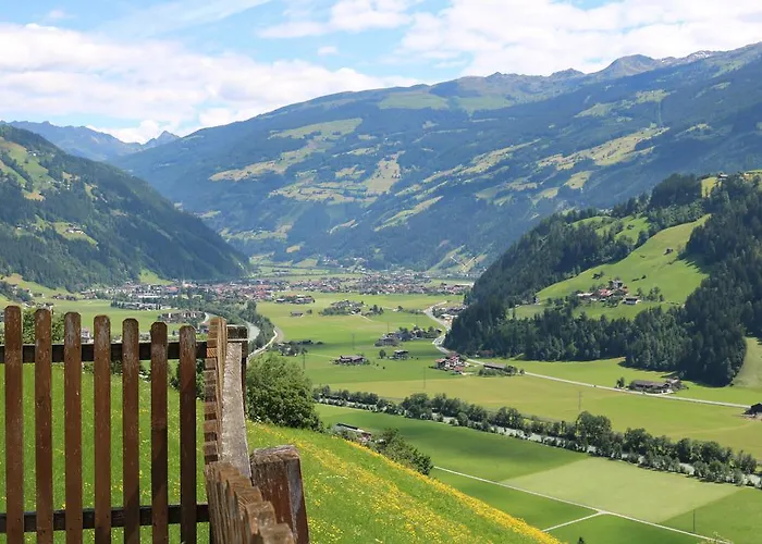 Dieaussicht - Refugium Am Berg Hippach